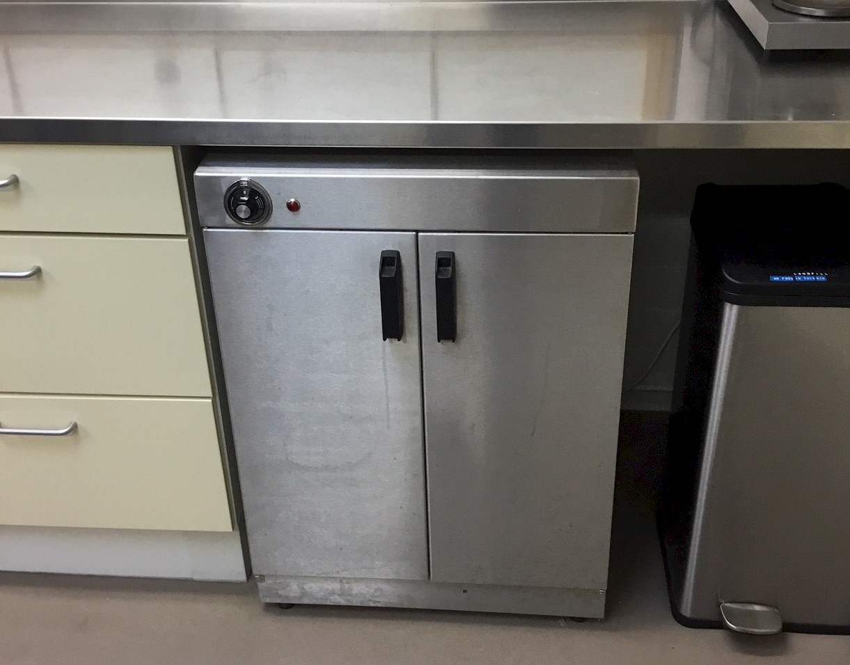 Stainless Steel Single or Double Hinged Door Hot Cabinet